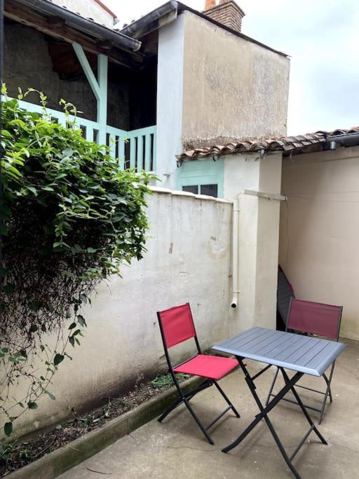 La Maison Du Dauphin Marans  Esterno foto